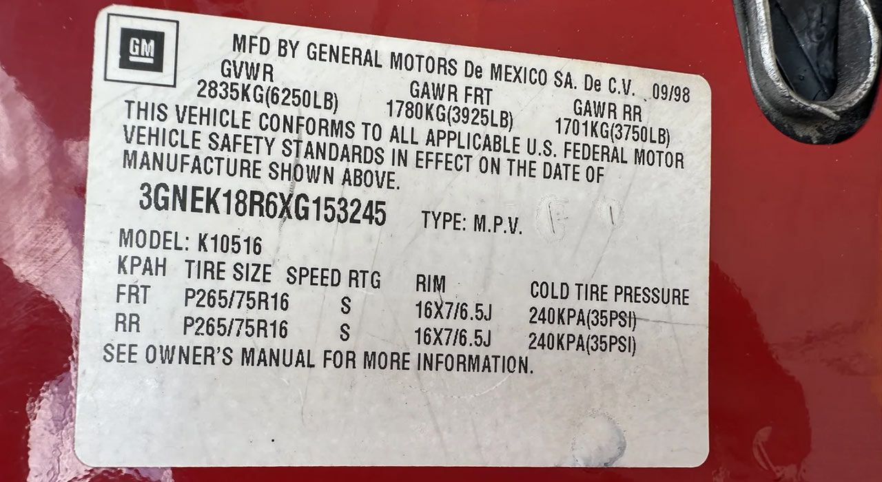 24th Image of a 1999 CHEVROLET TAHOE