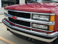 Image 7 of 28 of a 1999 CHEVROLET TAHOE