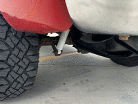 Image 14 of 28 of a 1999 CHEVROLET TAHOE