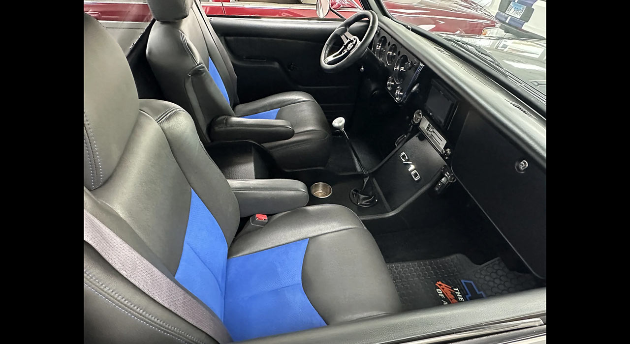14th Image of a 1970 CHEVROLET C10