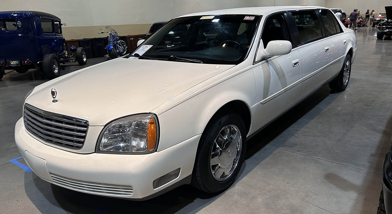 0th Image of a 2004 CADILLAC DEVILLE