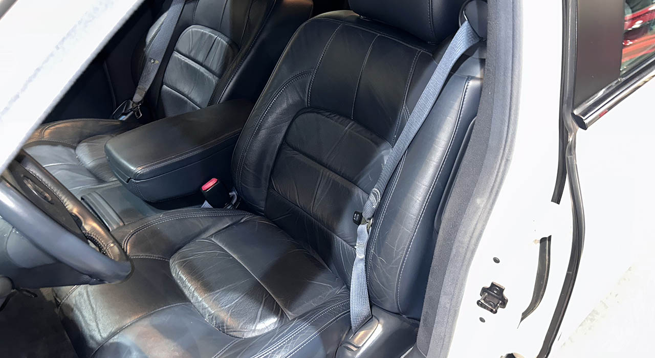 11th Image of a 2004 CADILLAC DEVILLE