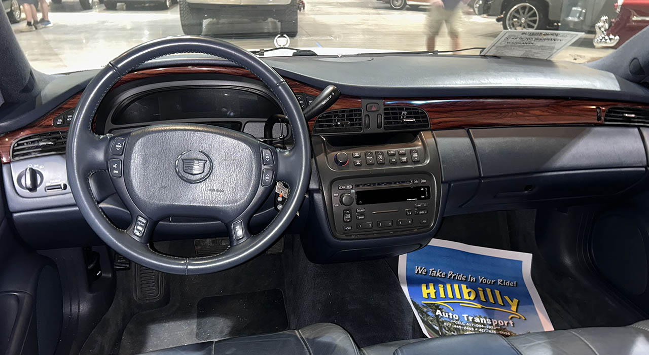 12th Image of a 2004 CADILLAC DEVILLE