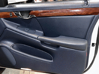 Image 7 of 14 of a 2004 CADILLAC DEVILLE