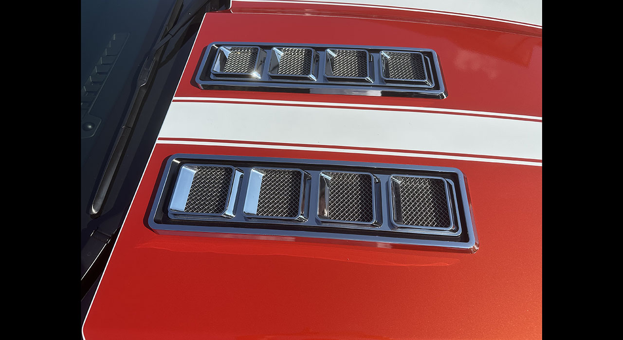8th Image of a 2010 CHEVROLET CAMARO 2SS