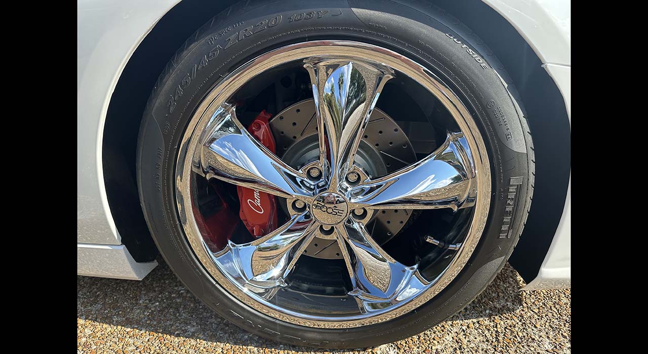 11th Image of a 2010 CHEVROLET CAMARO 2SS
