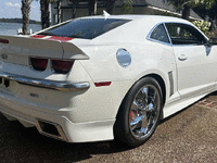 Image 3 of 17 of a 2010 CHEVROLET CAMARO 2SS