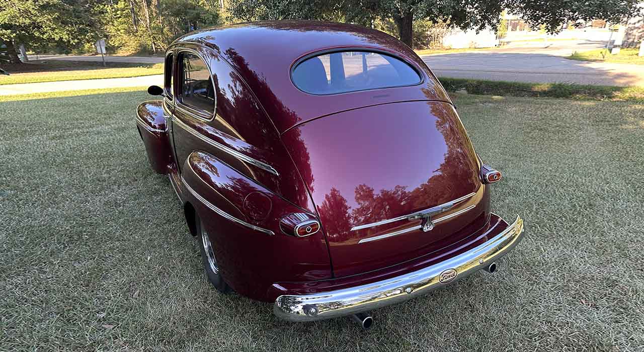 2nd Image of a 1947 FORD COUPE