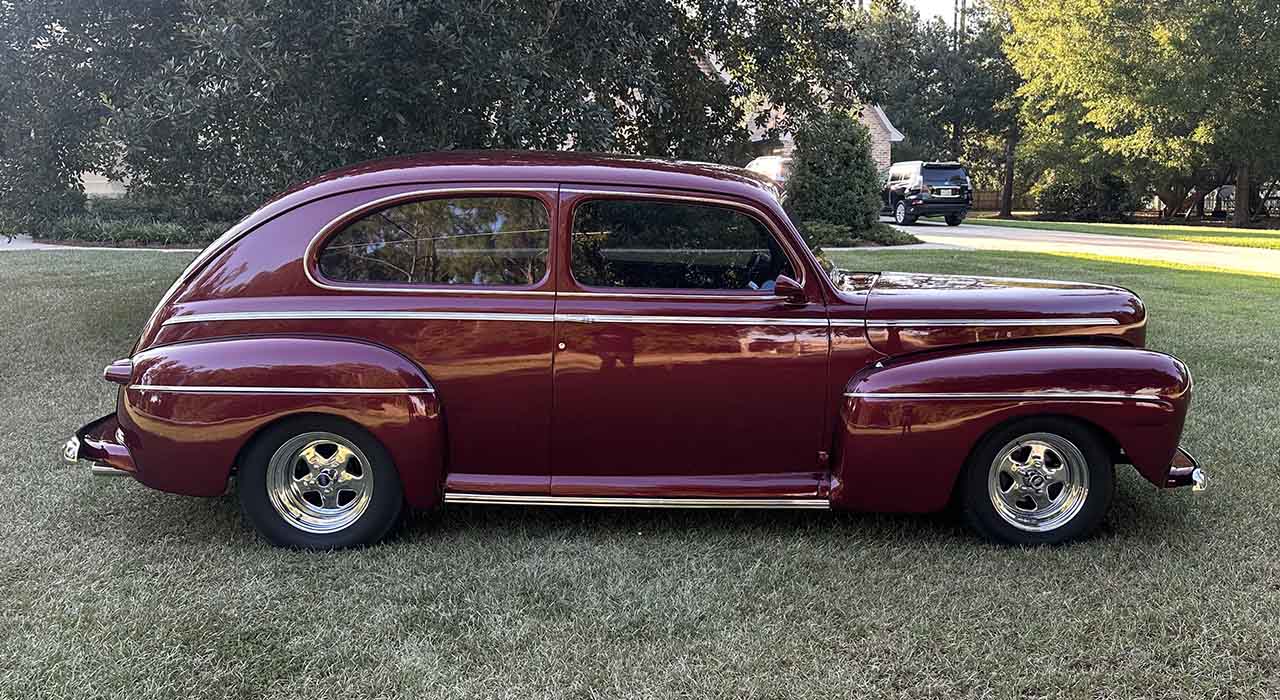 4th Image of a 1947 FORD COUPE