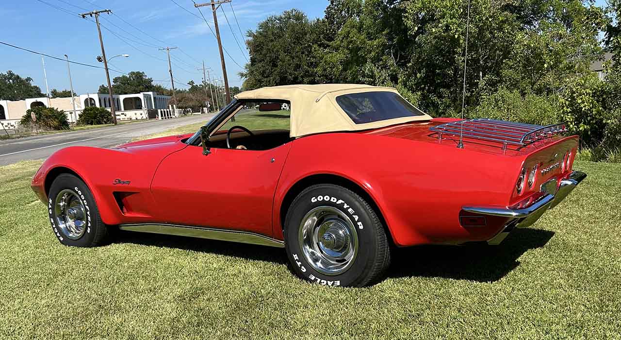 3rd Image of a 1973 CHEVROLET CORVETTE