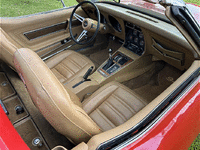 Image 8 of 10 of a 1973 CHEVROLET CORVETTE