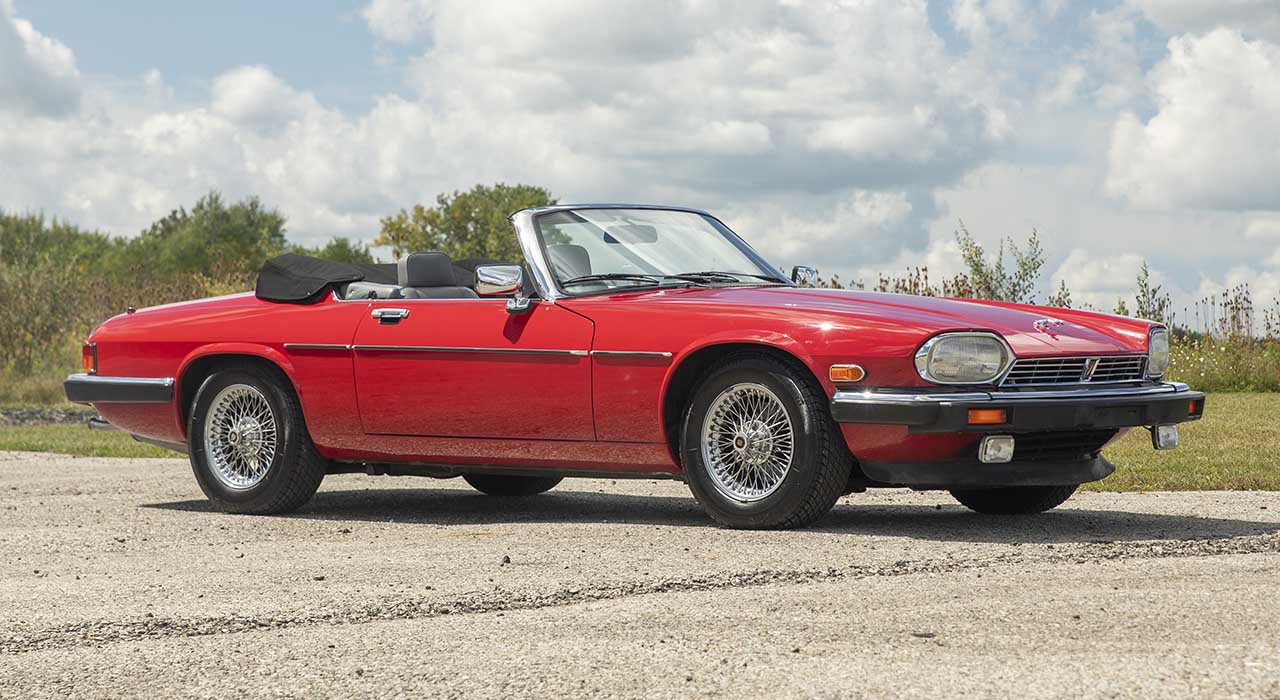 2nd Image of a 1989 JAGUAR XJS V