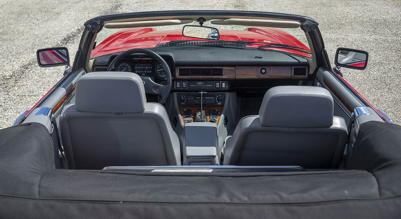 14th Image of a 1989 JAGUAR XJS V