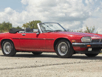 Image 3 of 31 of a 1989 JAGUAR XJS V