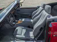 Image 18 of 31 of a 1989 JAGUAR XJS V