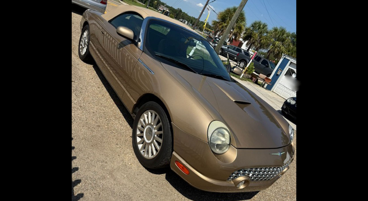 1st Image of a 2005 FORD THUNDERBIRD