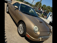 Image 2 of 6 of a 2005 FORD THUNDERBIRD