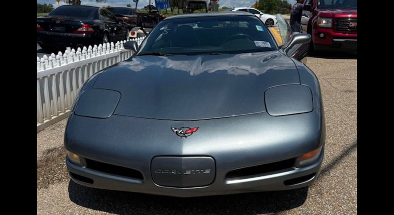 2nd Image of a 2004 CHEVROLET CORVETTE