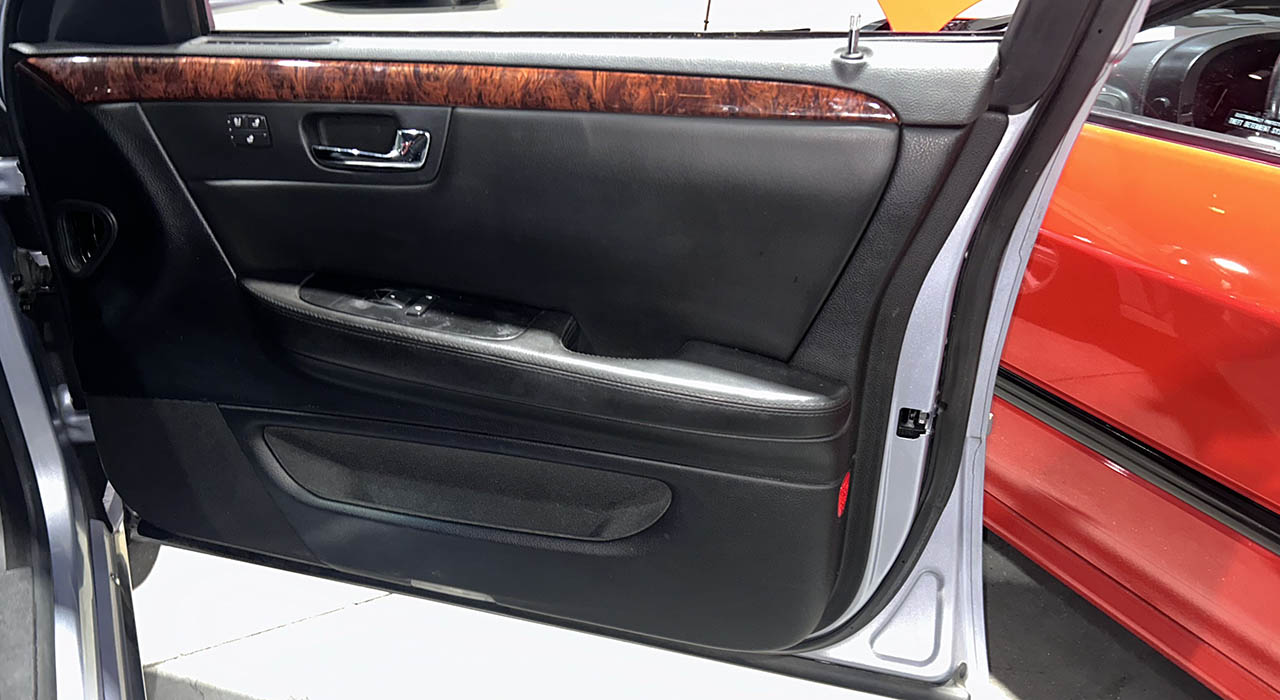 5th Image of a 2006 CADILLAC DTS