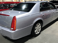 Image 2 of 14 of a 2006 CADILLAC DTS