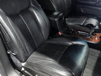 Image 9 of 14 of a 2006 CADILLAC DTS