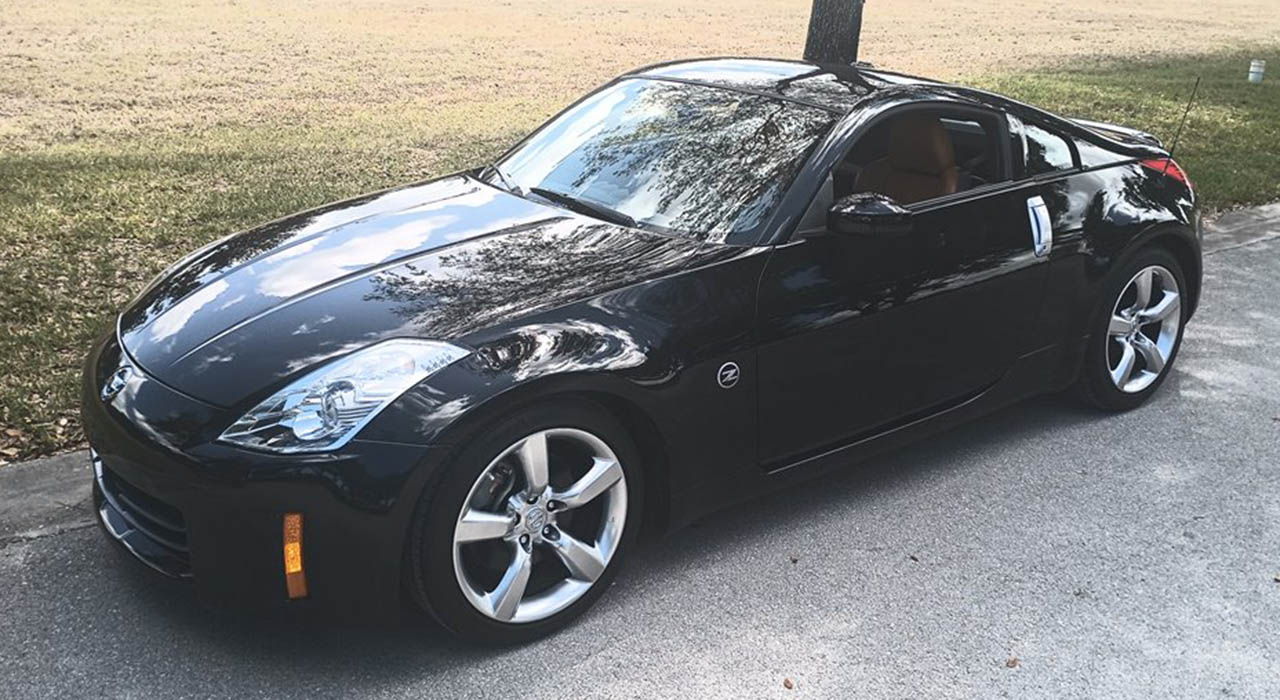 0th Image of a 2006 NISSAN 350Z
