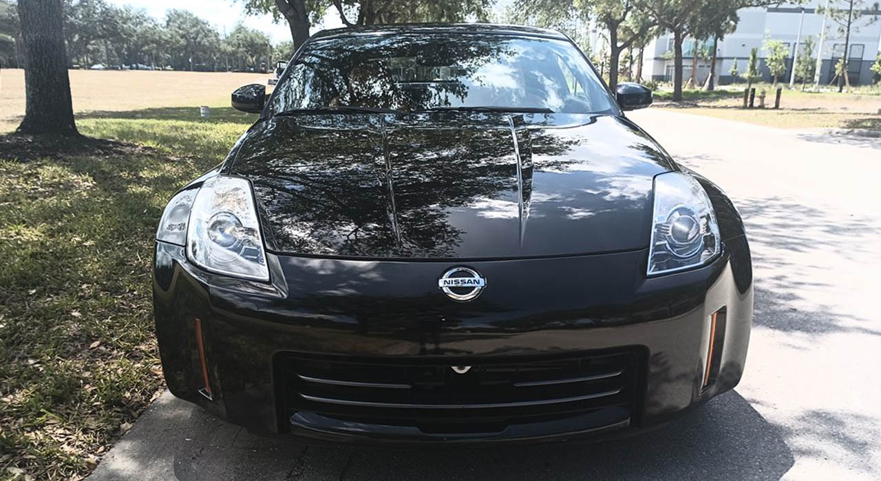 4th Image of a 2006 NISSAN 350Z