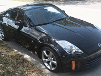 Image 2 of 16 of a 2006 NISSAN 350Z