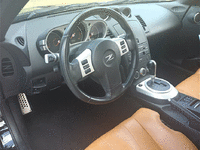 Image 11 of 16 of a 2006 NISSAN 350Z