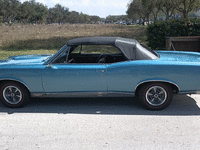 Image 6 of 25 of a 1967 PONTIAC GTO