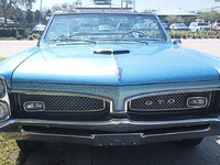 Image 8 of 25 of a 1967 PONTIAC GTO