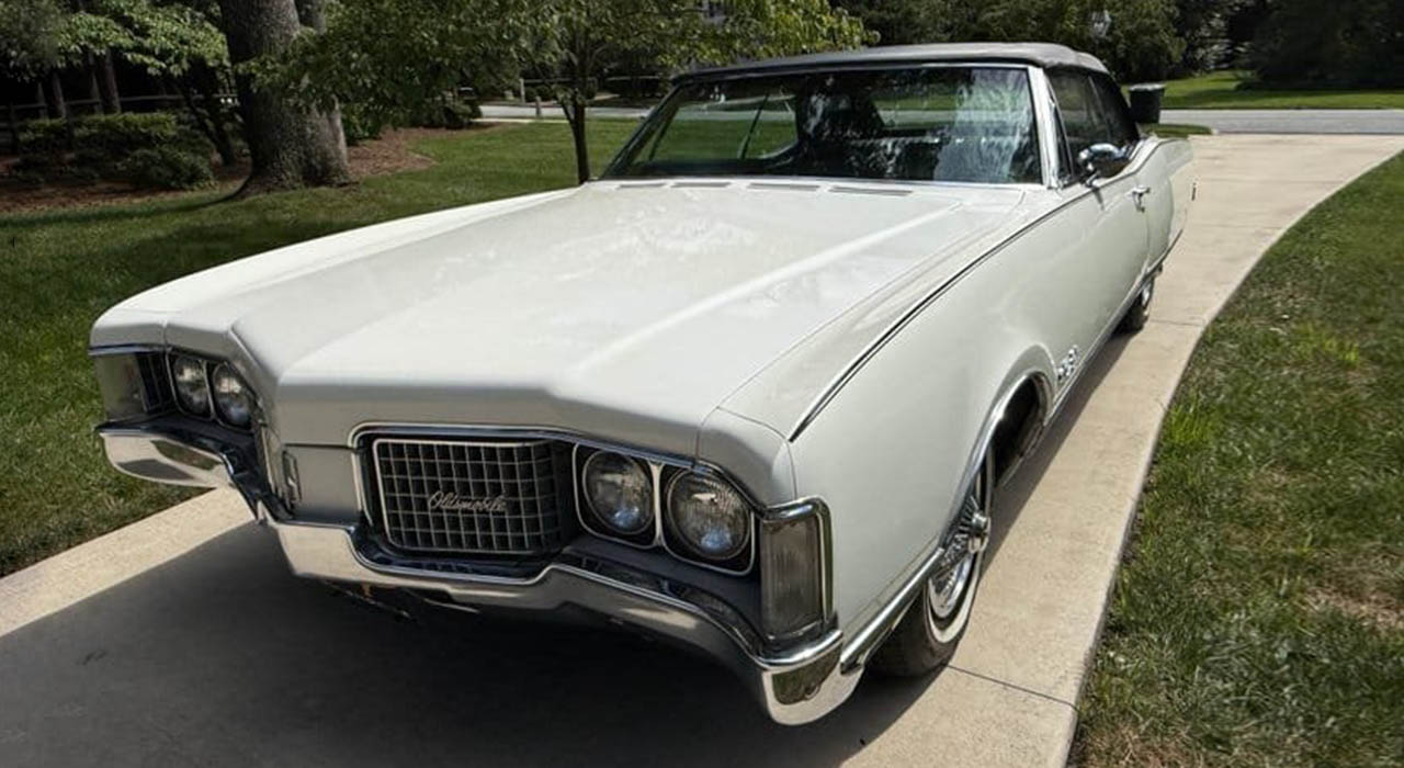 1st Image of a 1968 OLDSMOBILE 98