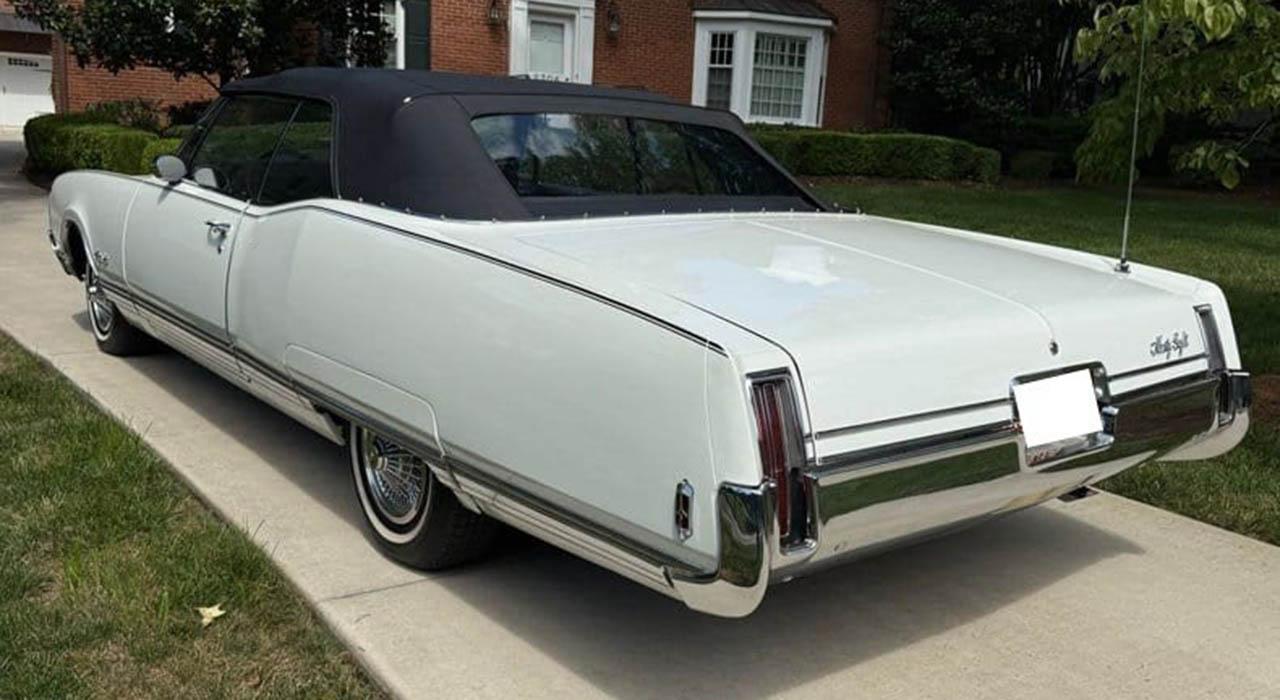 3rd Image of a 1968 OLDSMOBILE 98