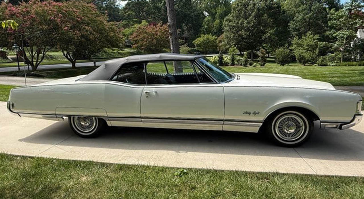 7th Image of a 1968 OLDSMOBILE 98