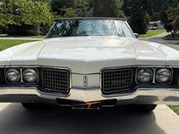 Image 9 of 32 of a 1968 OLDSMOBILE 98
