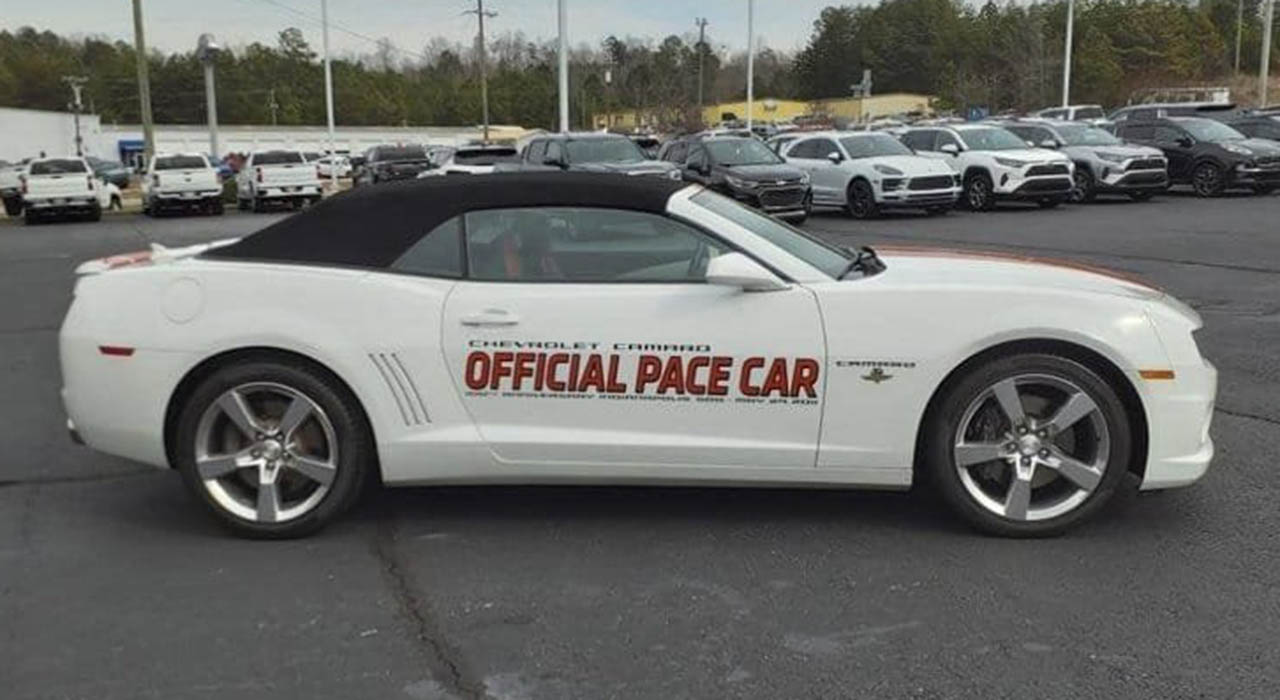 9th Image of a 2011 CHEVROLET CAMARO 2SS