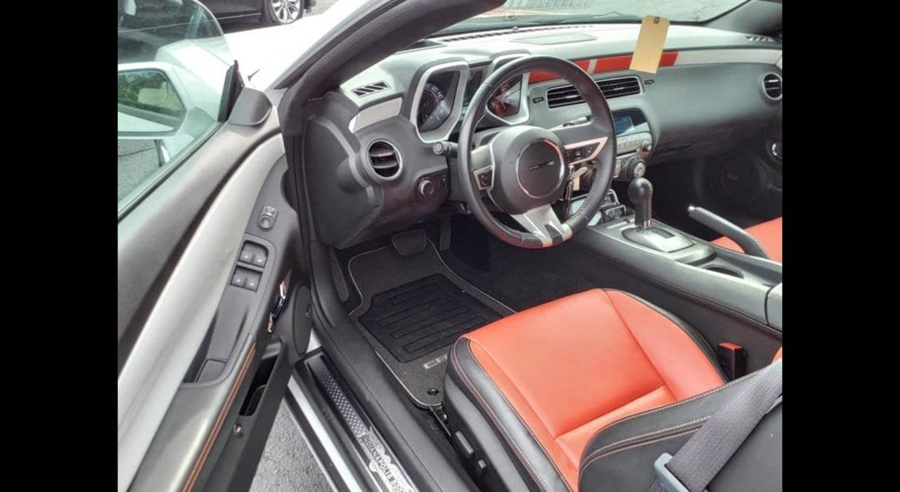 16th Image of a 2011 CHEVROLET CAMARO 2SS