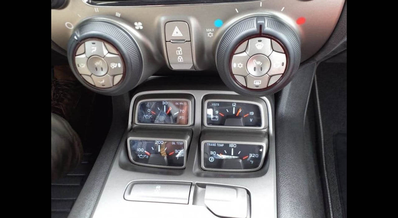 19th Image of a 2011 CHEVROLET CAMARO 2SS