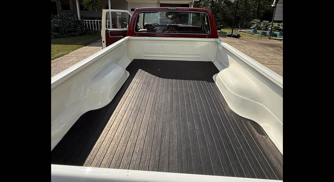 4th Image of a 1985 FORD F105