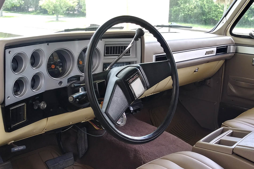 20th Image of a 1984 GMC JIMMY K1500