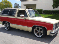Image 3 of 34 of a 1984 GMC JIMMY K1500