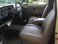 Image 20 of 34 of a 1984 GMC JIMMY K1500