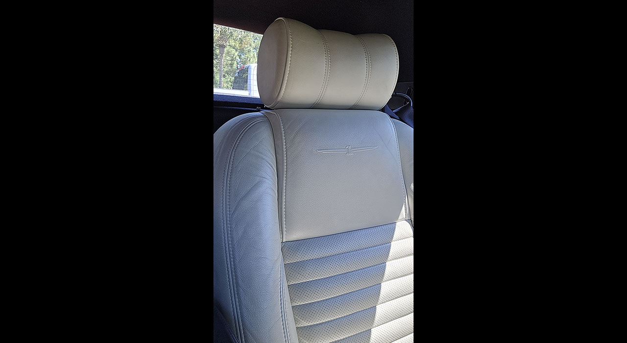 15th Image of a 2003 FORD THUNDERBIRD