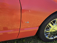 Image 10 of 19 of a 2003 FORD THUNDERBIRD