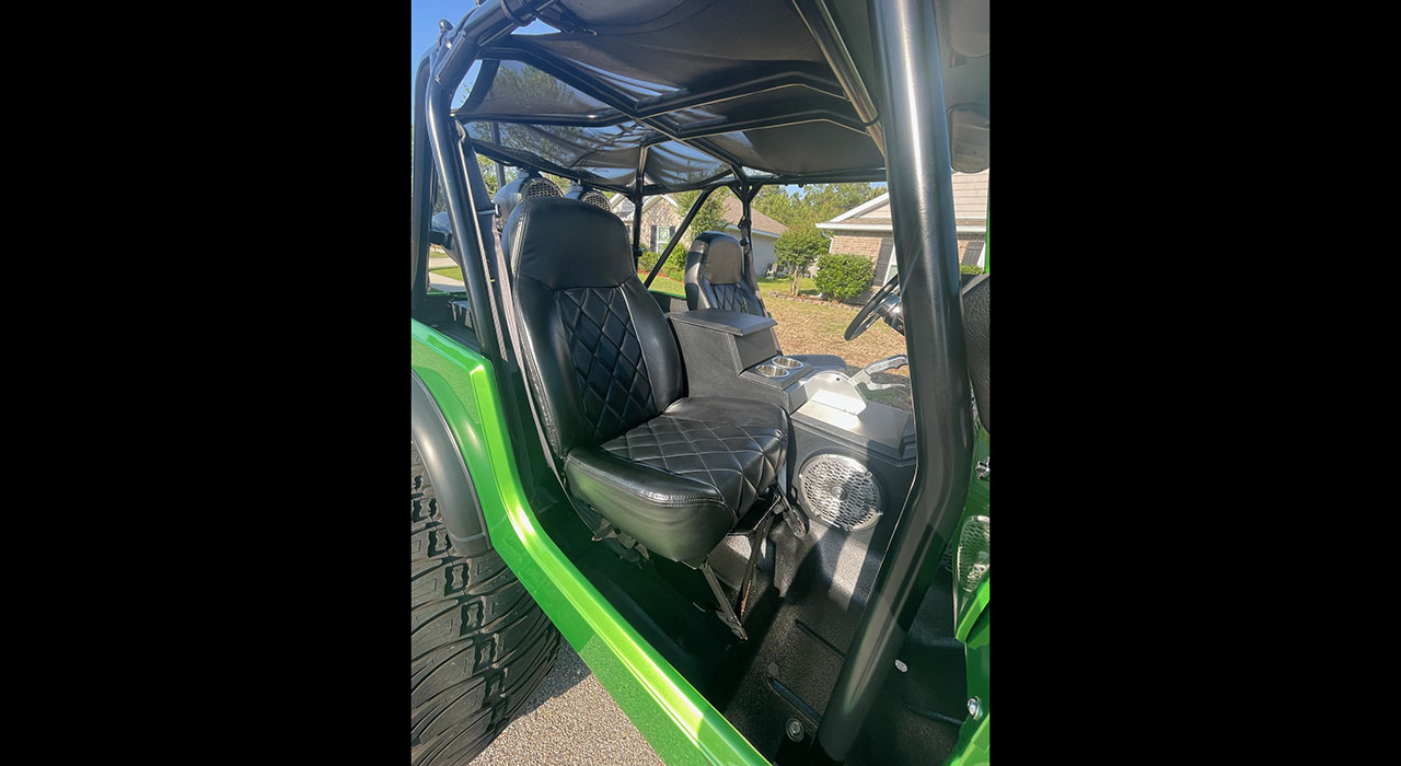 2nd Image of a 1985 JEEP CJ7