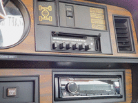 Image 26 of 34 of a 1991 DODGE 250