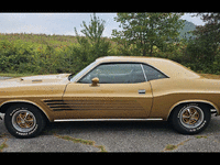 Image 6 of 26 of a 1973 DODGE CHALLENGER