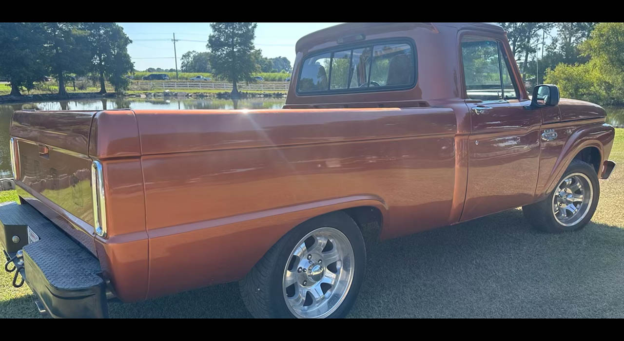3rd Image of a 1966 FORD F100