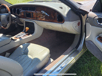 Image 10 of 12 of a 2000 JAGUAR XK8 XK