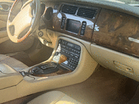 Image 5 of 8 of a 2001 JAGUAR XK8 XK